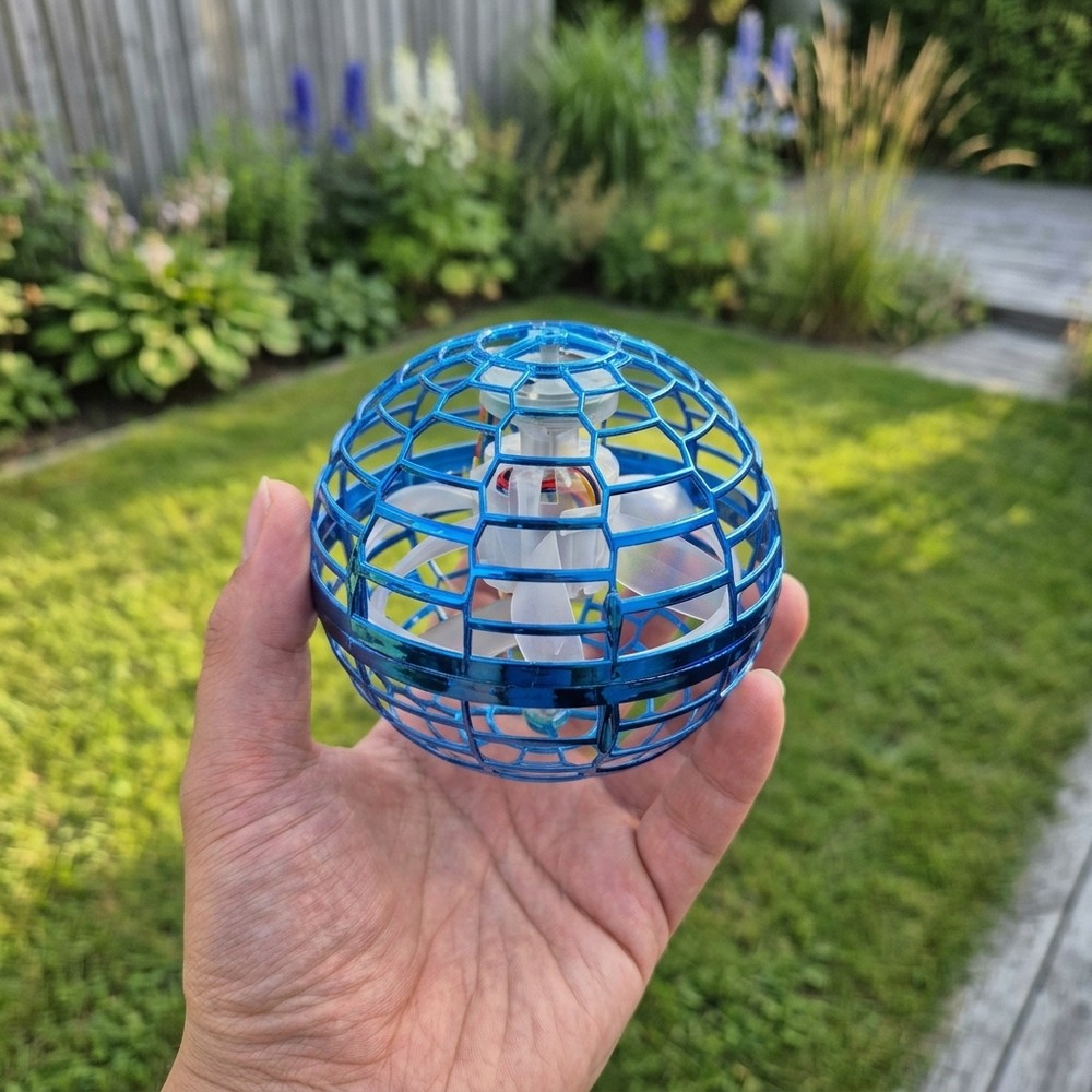 Hover Orb flyvende bold med RGB lys - Ø9,5 cm, blå, perfekt til børn og barnlige sjæle