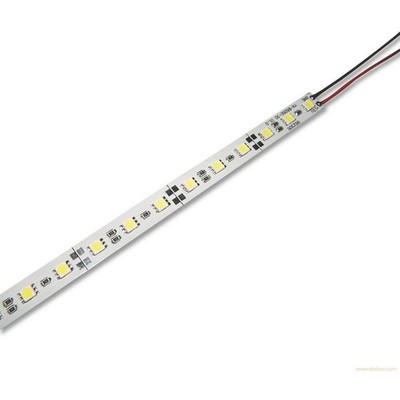 Restsalg: Solid alu LED strip – 1 meter 60 led ekstra kraftig 18W 12V – Kulør : Varm