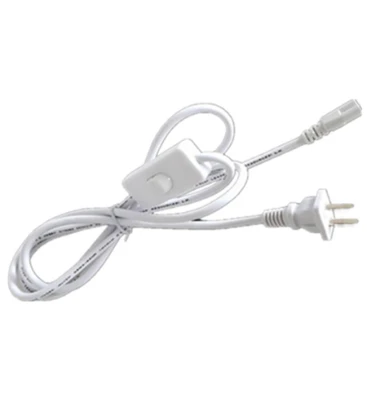 Kabel til stikkontakt med korrekt stiktype til armaturer