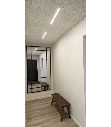 Stemningsbillede af planforsænket LED belysning integreret i loft
